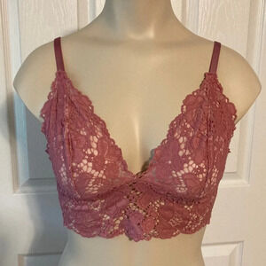 Victoria’s Secret Very Sexy Lace Longline Bralette in size M
